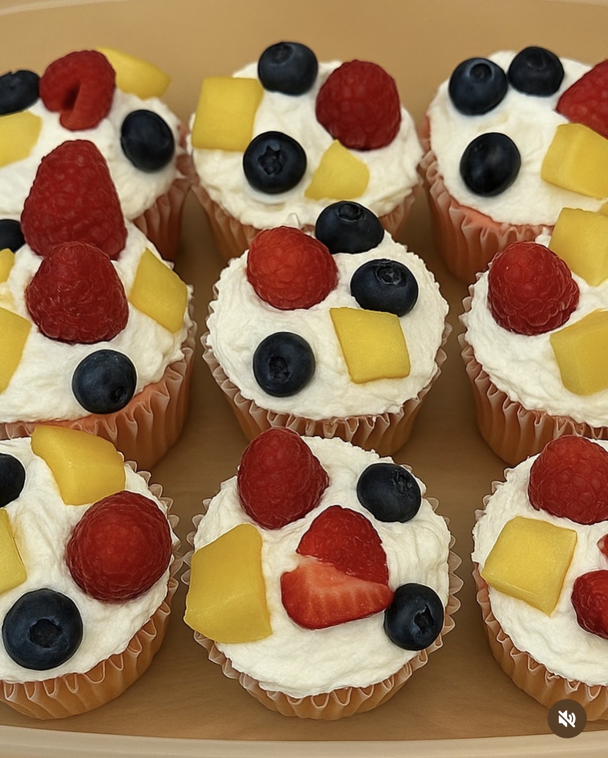 Fruit-Mix Cupcake - real photo